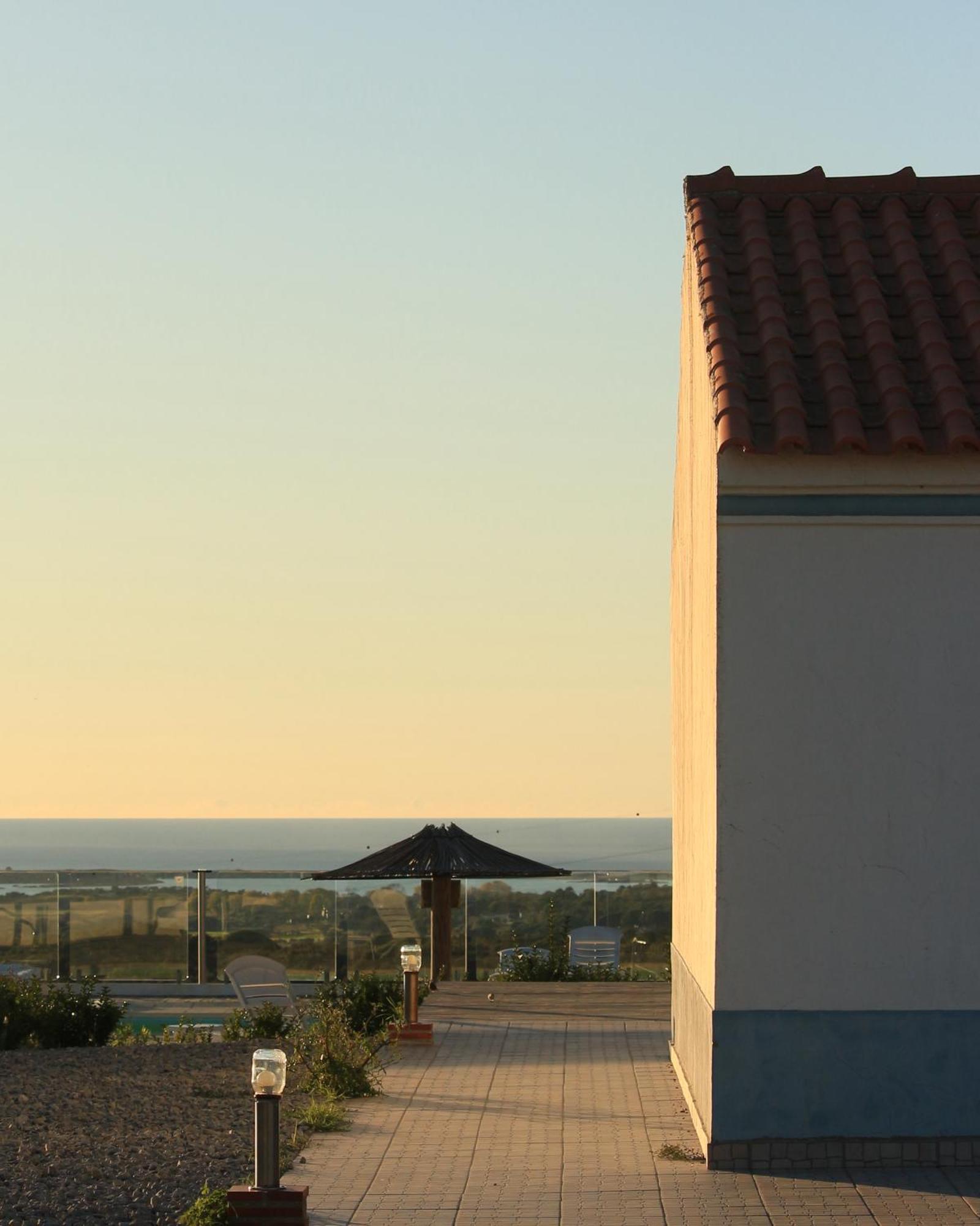Monte Sardinha Guest House Santiago do Cacem Bagian luar foto