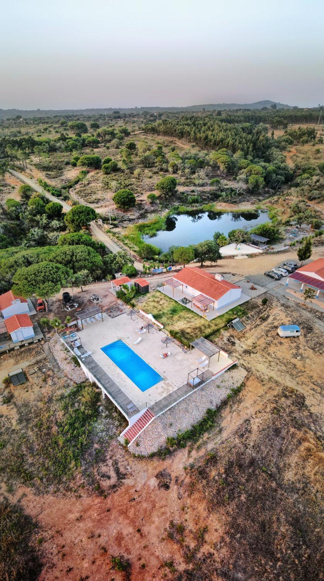 Monte Sardinha Guest House Santiago do Cacem Bagian luar foto